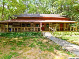 222 Covedale Cir, Huntsville, AL 35806