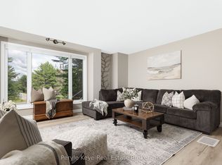 820 Manitoba St, Bracebridge, ON P1L 1W9