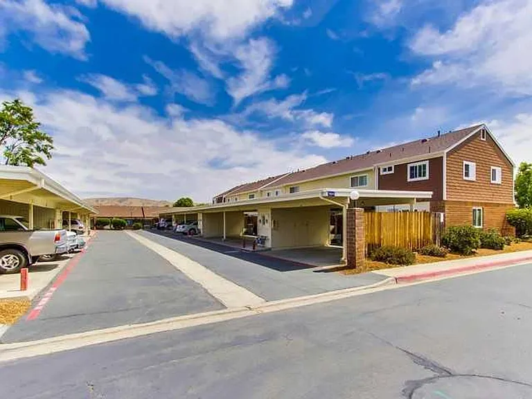 7855 Rancho Fanita Dr #A — Photo 18