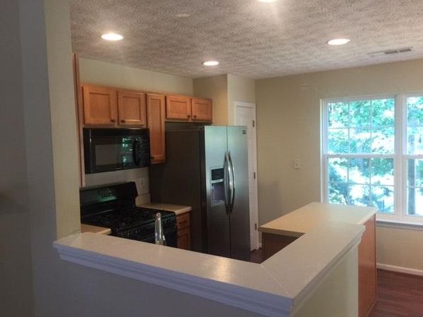 620 Spanish Oak Dr, Acworth, GA 30102