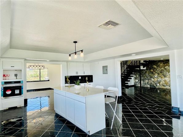 1600 Ridge Route Dr