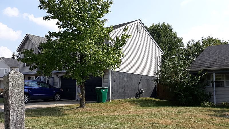 2nd image of 2535 Bridlewood Ct