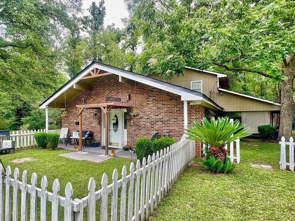 969 E Main St, Harleyville, SC 29448 Zillow