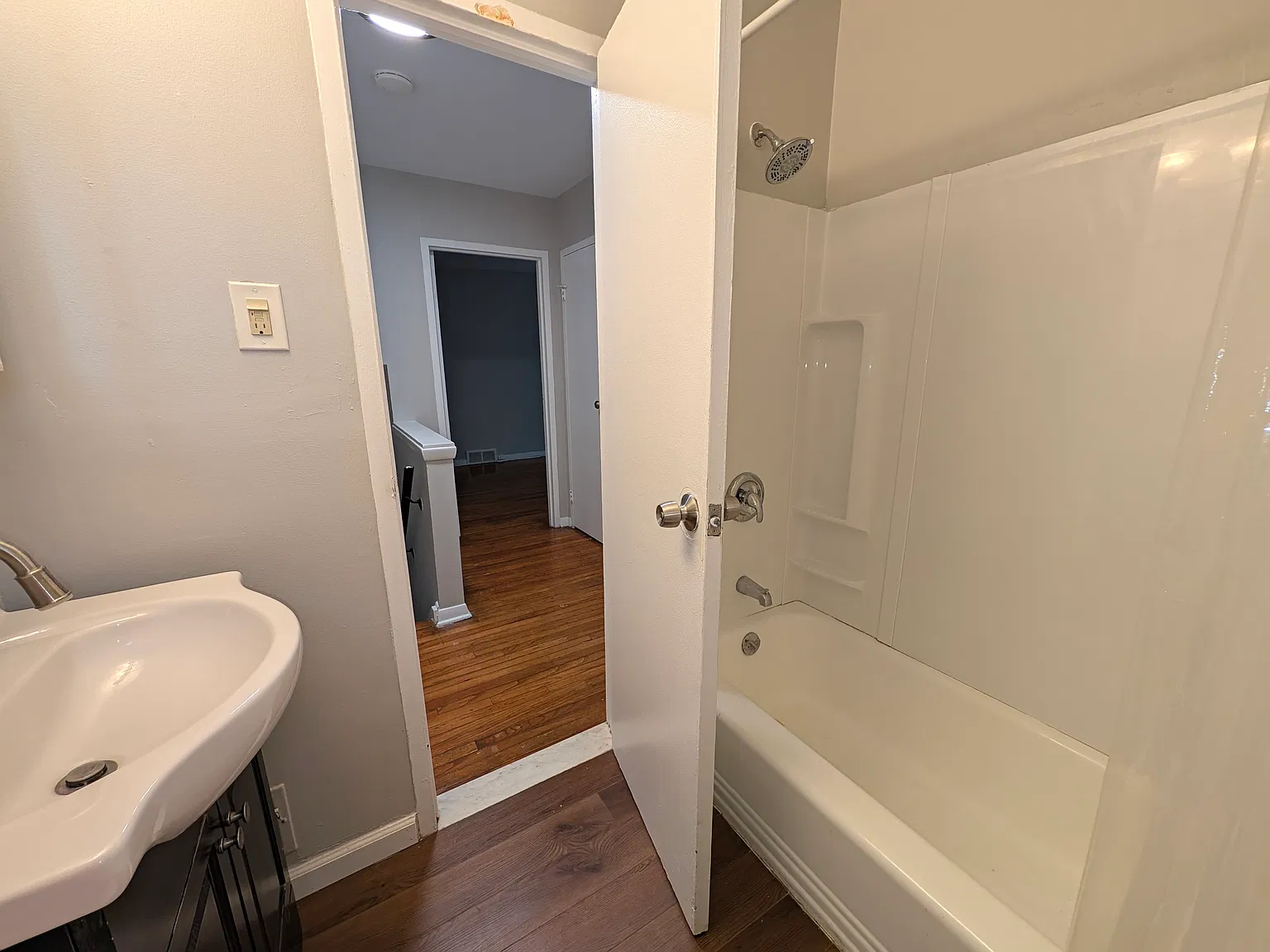 Delsan Court — Photo 4