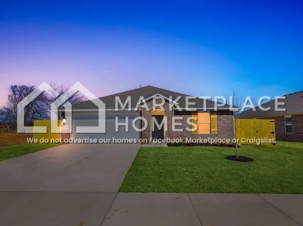 3040 Laredo Ln, Gravette, AR 72736