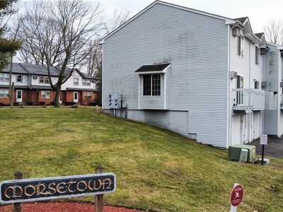26 Guiel Pl APT 4, Meriden, CT, 06450