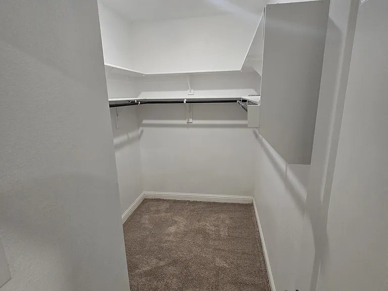 1805 Acosta Dr — Photo 13