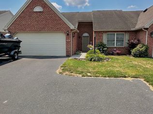 185 Mill Rd #18, Chambersburg, PA 17201