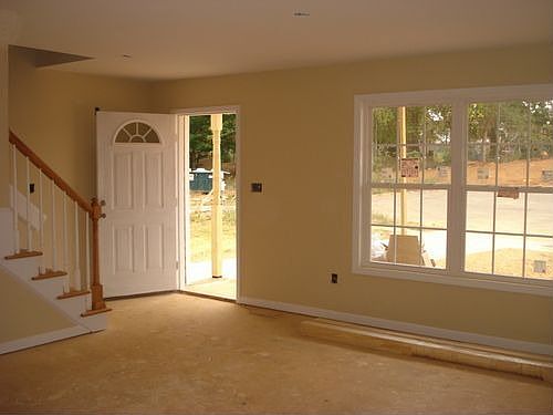2nd image of 200 E Sebastian Ct