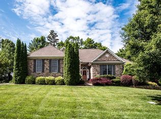 82 Scenic Ridge Dr, Hickory, NC 28601