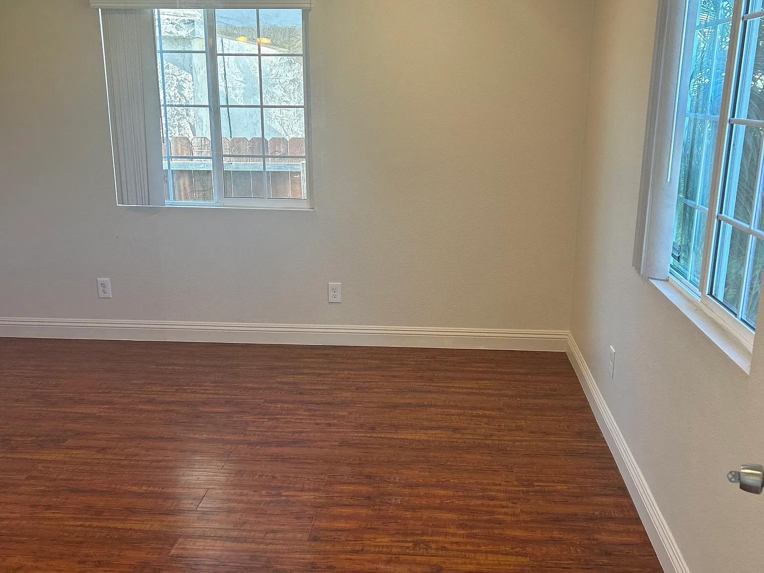 4 bed, 1271 sqft, $4,000 — Photo 3