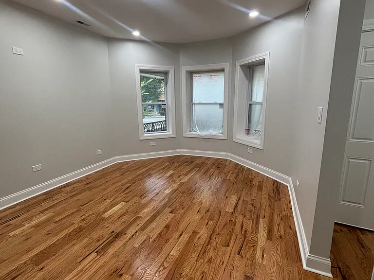 17 N Austin Blvd #1 — Photo 3