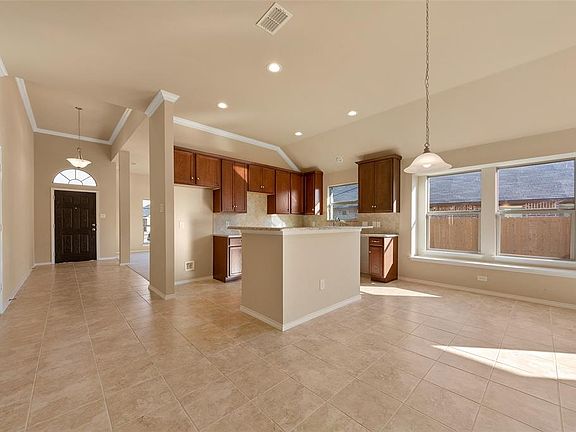4th image of 1917 Glen Meadow Dr