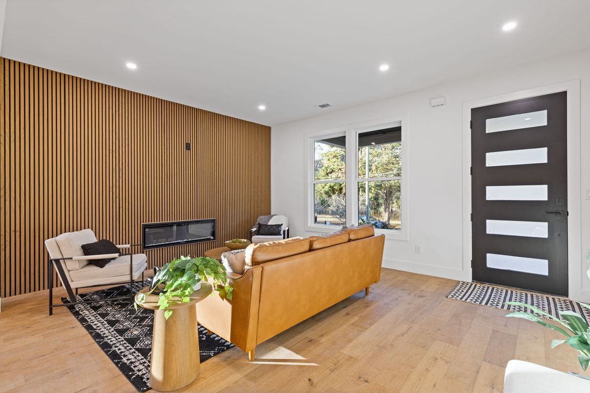 next background image