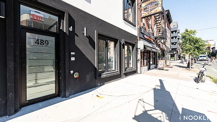 Rented by Nooklyn NYC LLC | media 32