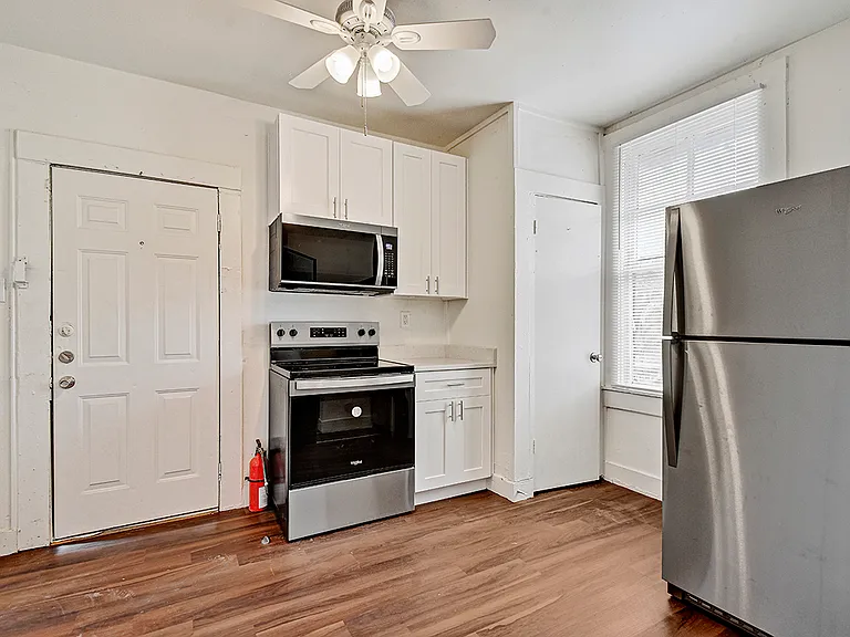 314 Perez St #102 — Photo 10