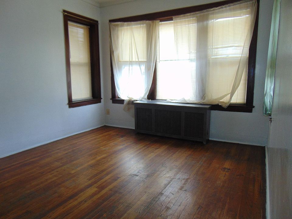 1st image of 7035 S Ashland Ave APT 1