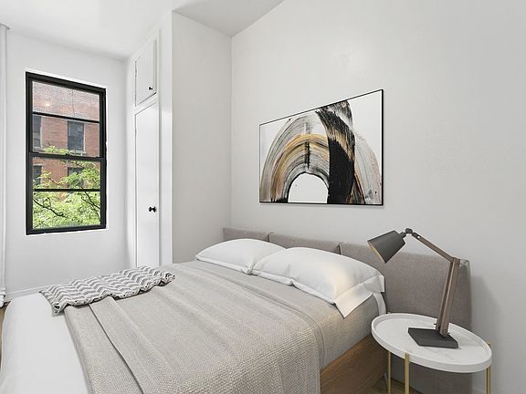 4th image of 401 W 47th St APT 7