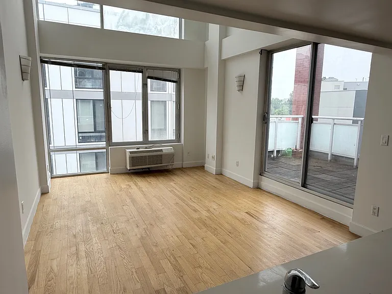 82-85 116th St #6A — Photo 2