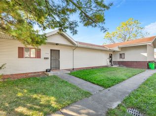 7511 Jeffries Ave, Garfield Heights, OH 44105