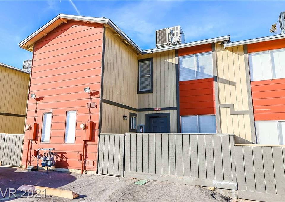 1st image of 815 Tracey St #815