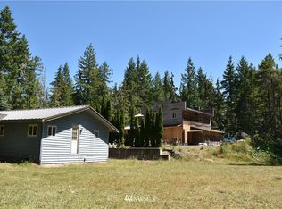 1921 Cattail Ln, Seabeck, WA 98380