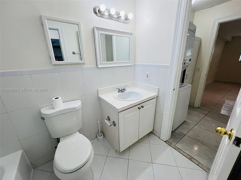 2050 NW 89th Ave #108 — Photo 14