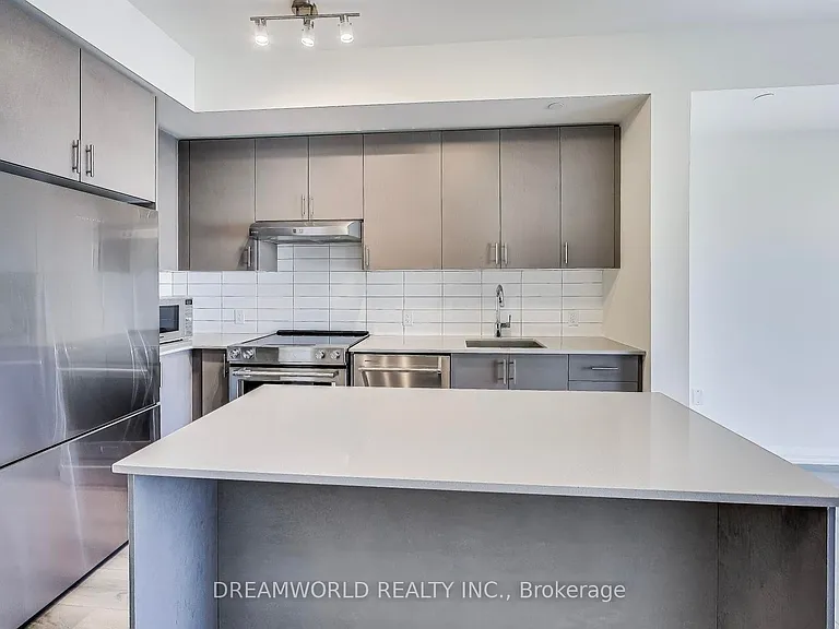 9000 Jane St #1409 — Photo 9