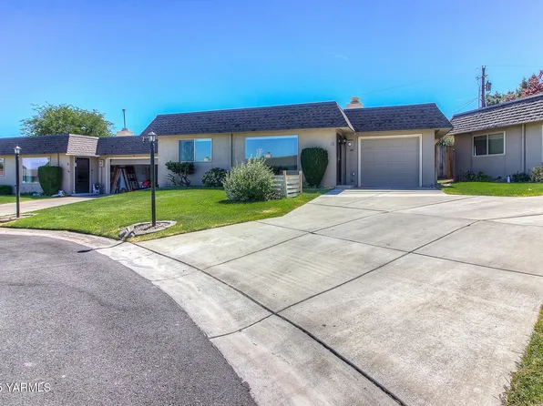 100 N 60th Ave APT 15, Yakima, WA 98908