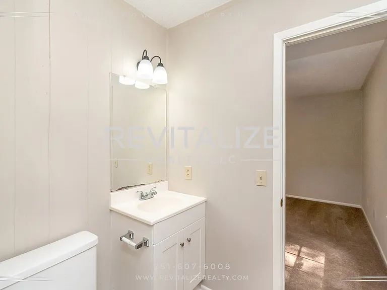 1803 Runnels Rd — Photo 4