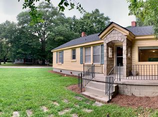 290 Sunset Dr, Athens, GA 30606