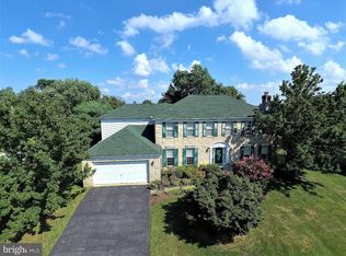 36 Wyndom Cir, Hockessin, DE 19707