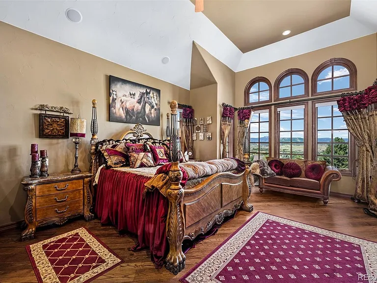 3440 Medallion Rd — Photo 31