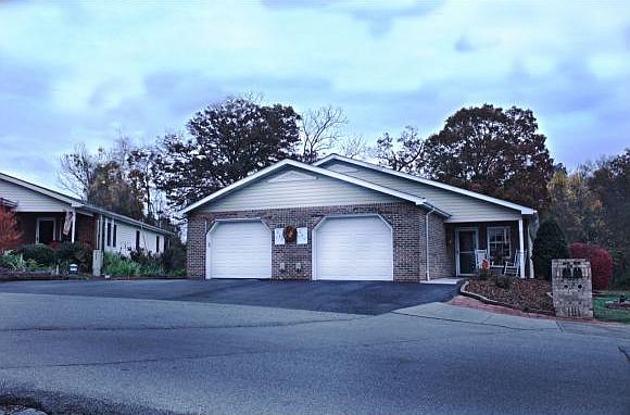 1st image of 847 Cobblestone Pl
