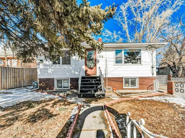 136 S 32nd Ave NE, Calgary, AB T2E 2G5