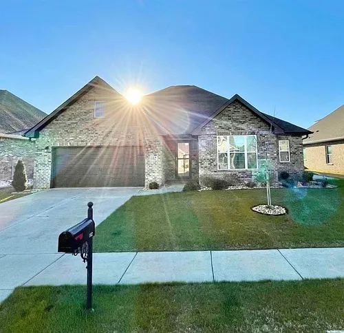 102 James Parcus Cir Photo 1