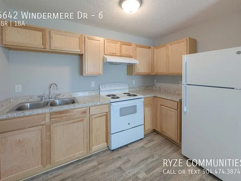 5642 Windermere Dr #6 — Photo 6