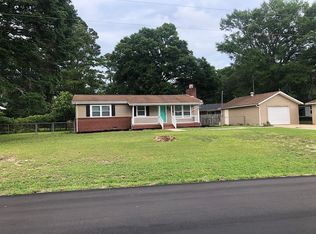 1131 Charlotte Ave, Calabash, NC 28467