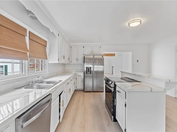 222 Clemwood Pkwy, Hampton, VA 23669