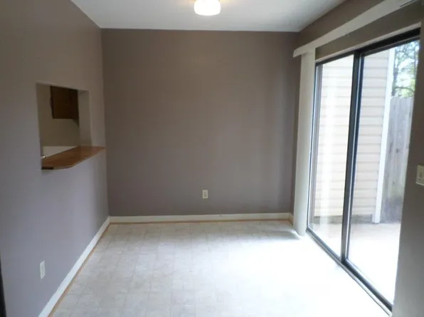 144 Woodfield Pl, Enterprise, AL 36330