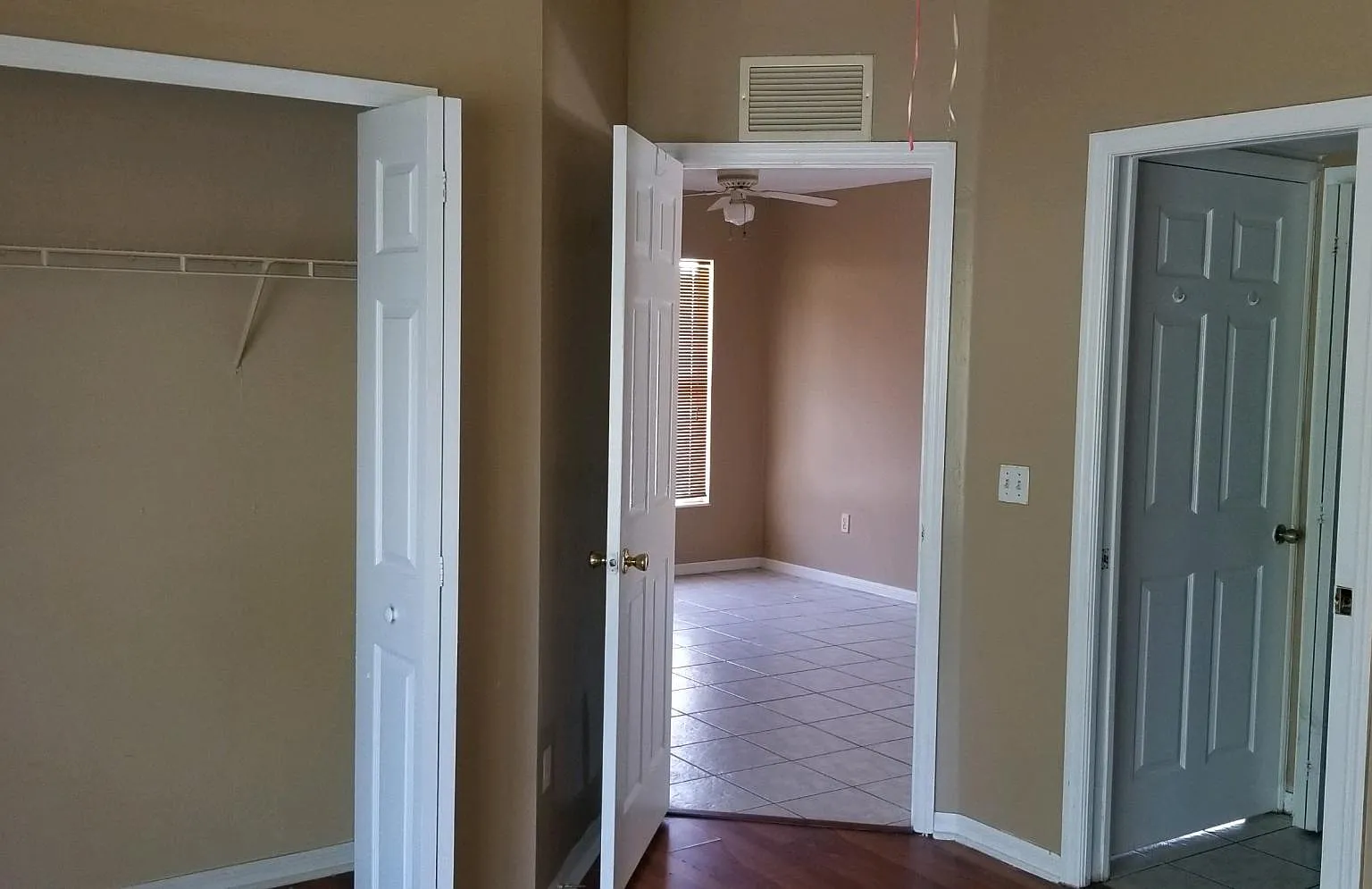 2 bed, 1.5 bath, 945 sqft, $1,695 — Photo 3