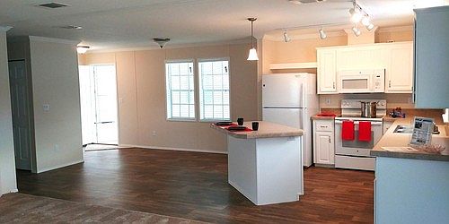 5th image of 1735 Poppy Cir