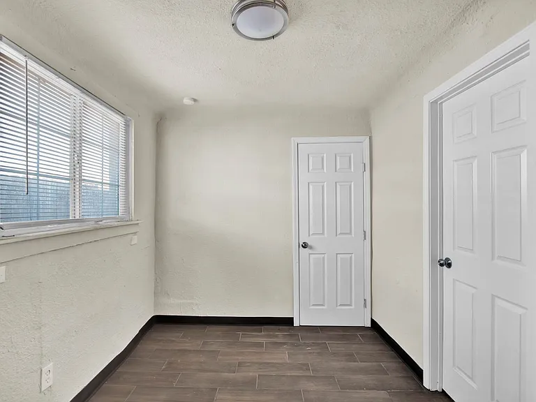 3816 Findley Ave — Photo 9