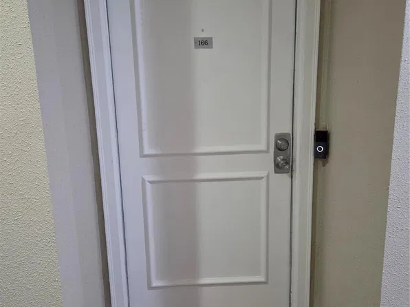 2475 Underwood St APT 166, Houston, TX 77030