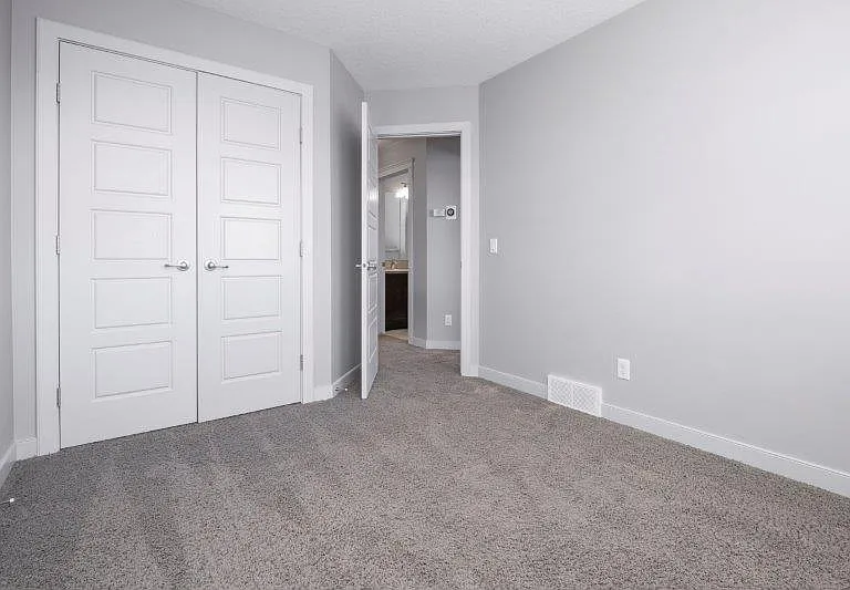 226 Redstone Dr NE — Photo 23