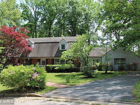 1st image of 5 Delahay Dr