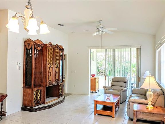 5th image of 105 Auburn Woods Cir