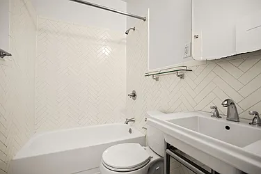 Rented by Cooper & Cooper Real Estate