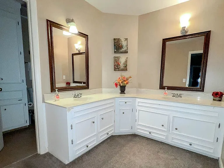 2929 Canterbury Ct #ID1043474P — Photo 11