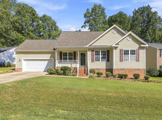113 Falmouth Ct, Clayton, NC 27520